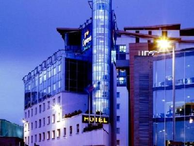 Time for Evening Fun at Holiday Inn Theatreland Glasgow